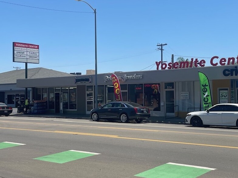 502-520 E Yosemite Ave, Manteca, CA for lease - Building Photo - Image 1 of 2