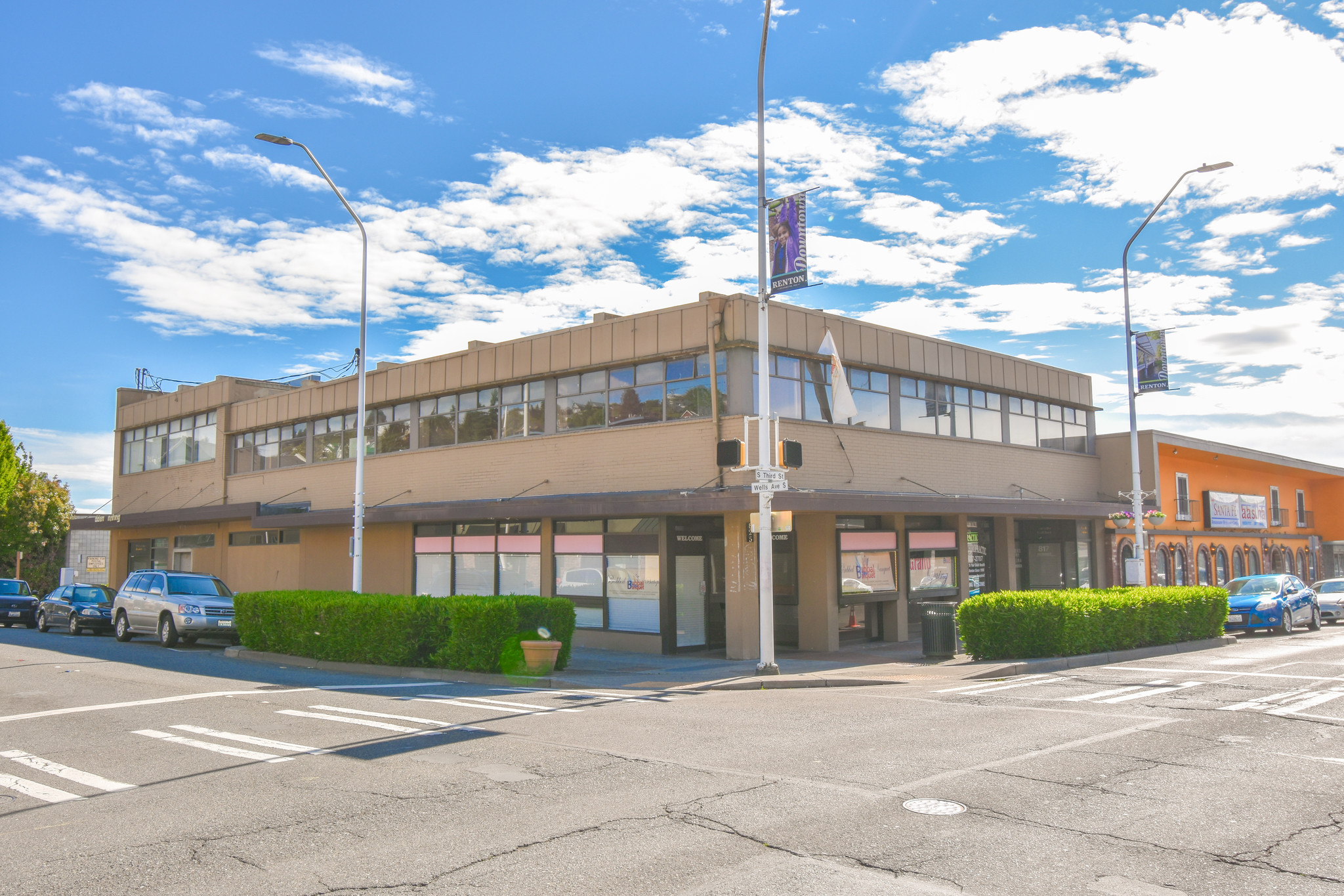 811-825 S 3rd St, Renton, WA for sale Primary Photo- Image 1 of 1