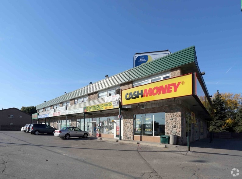 3930-3932 Keele St, Toronto, ON for sale - Primary Photo - Image 1 of 1