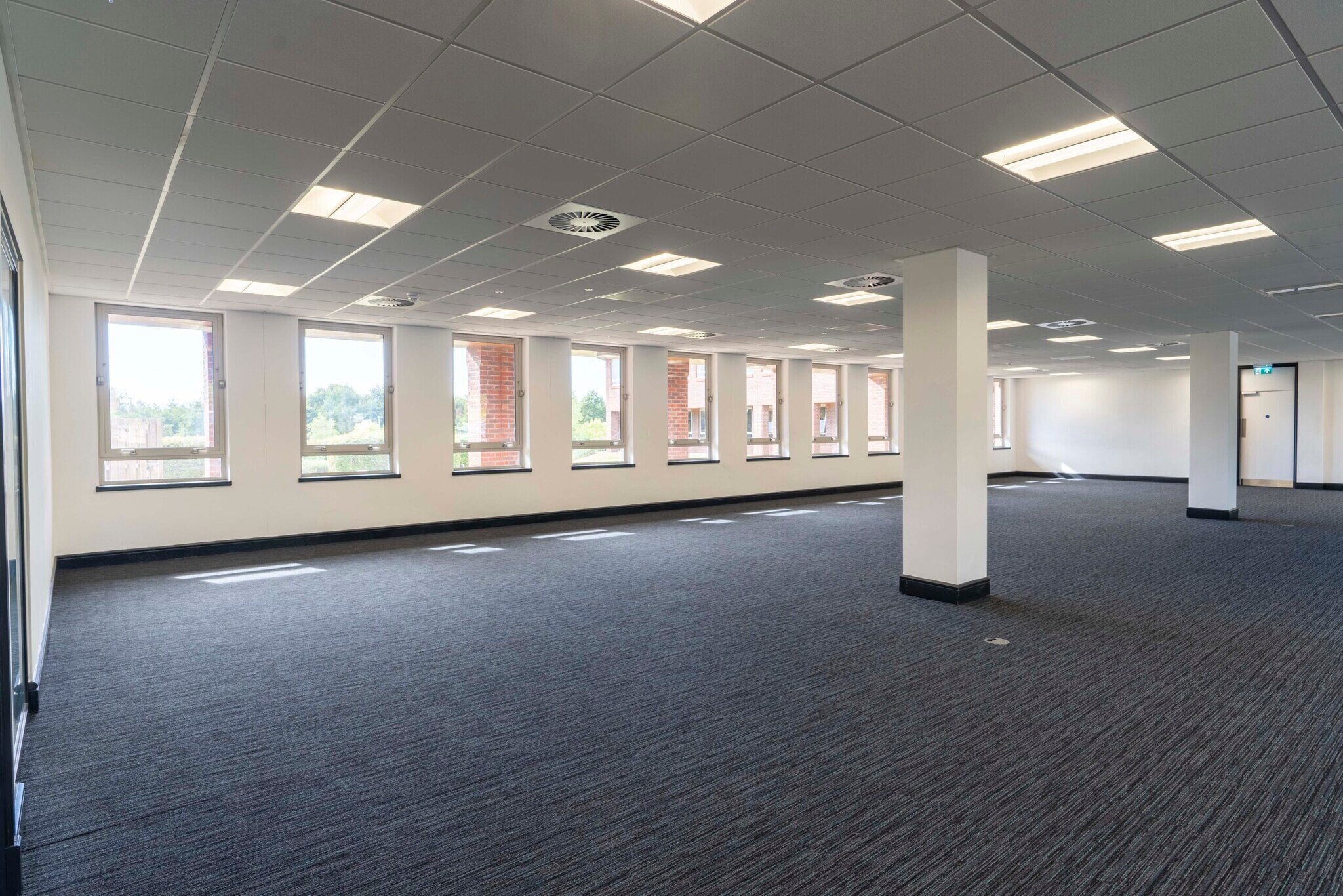 Rydon Ln, Exeter à louer Photo intérieure- Image 1 de 11