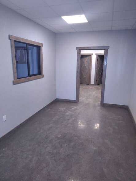 155 US 285 N hwy, Pecos, TX à vendre - Hall d’entrée - Image 3 de 29
