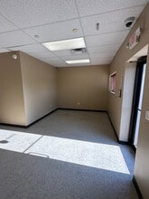 951 E FM 646, League City, TX à louer Photo intérieure- Image 2 de 7