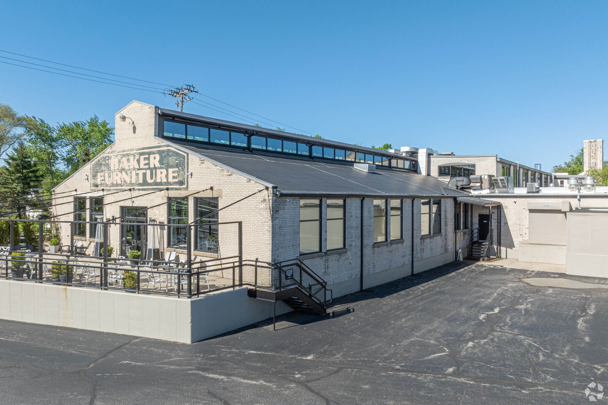 217 E 24th St, Holland, MI for lease Building Photo- Image 1 of 3