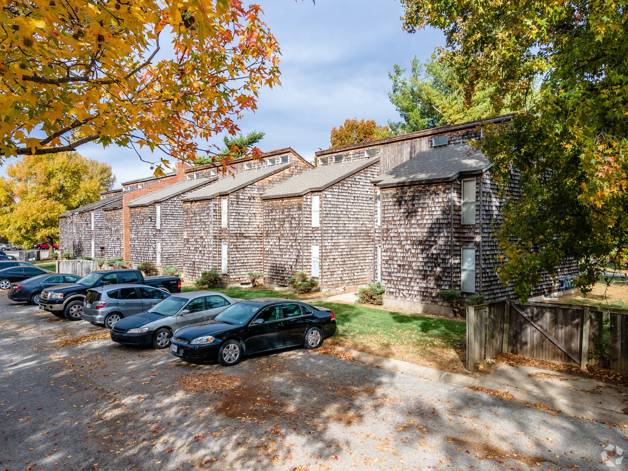 11337 Calico Dr, Kansas City, MO for sale Primary Photo- Image 1 of 5