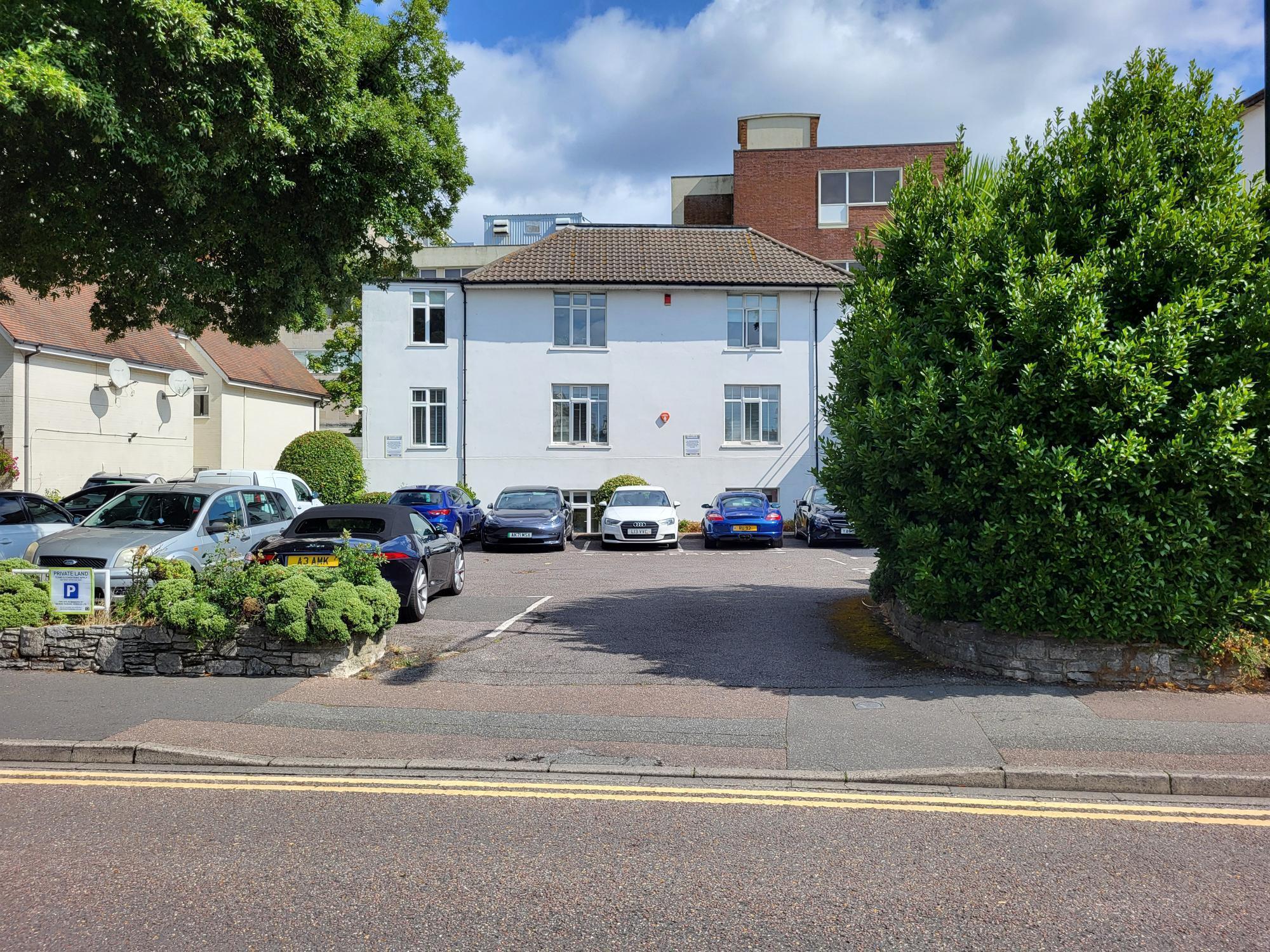 St Peters Rd, Bournemouth à louer Photo du bâtiment- Image 1 de 4