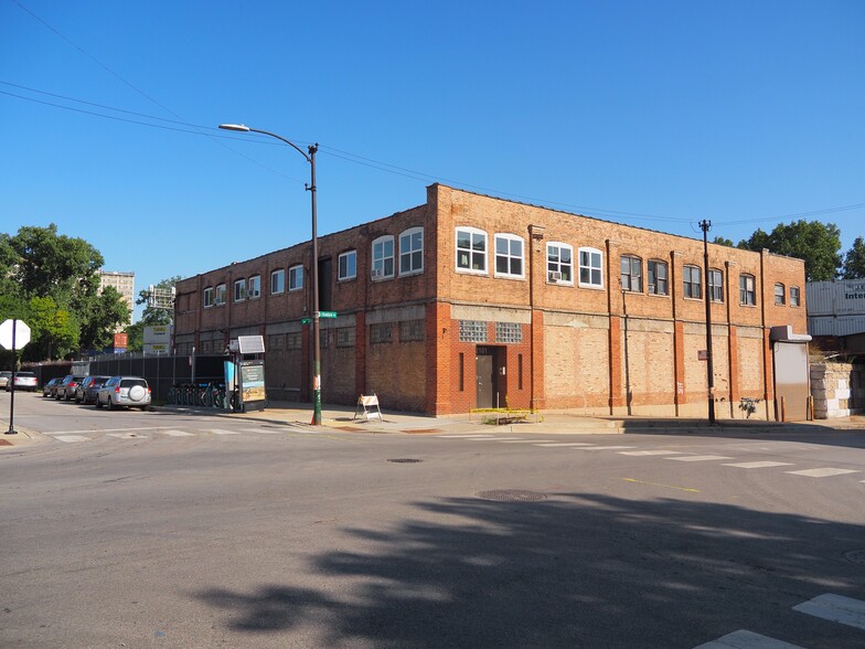 2101 S Kedzie Ave, Chicago, IL à vendre - Photo principale - Image 1 de 1