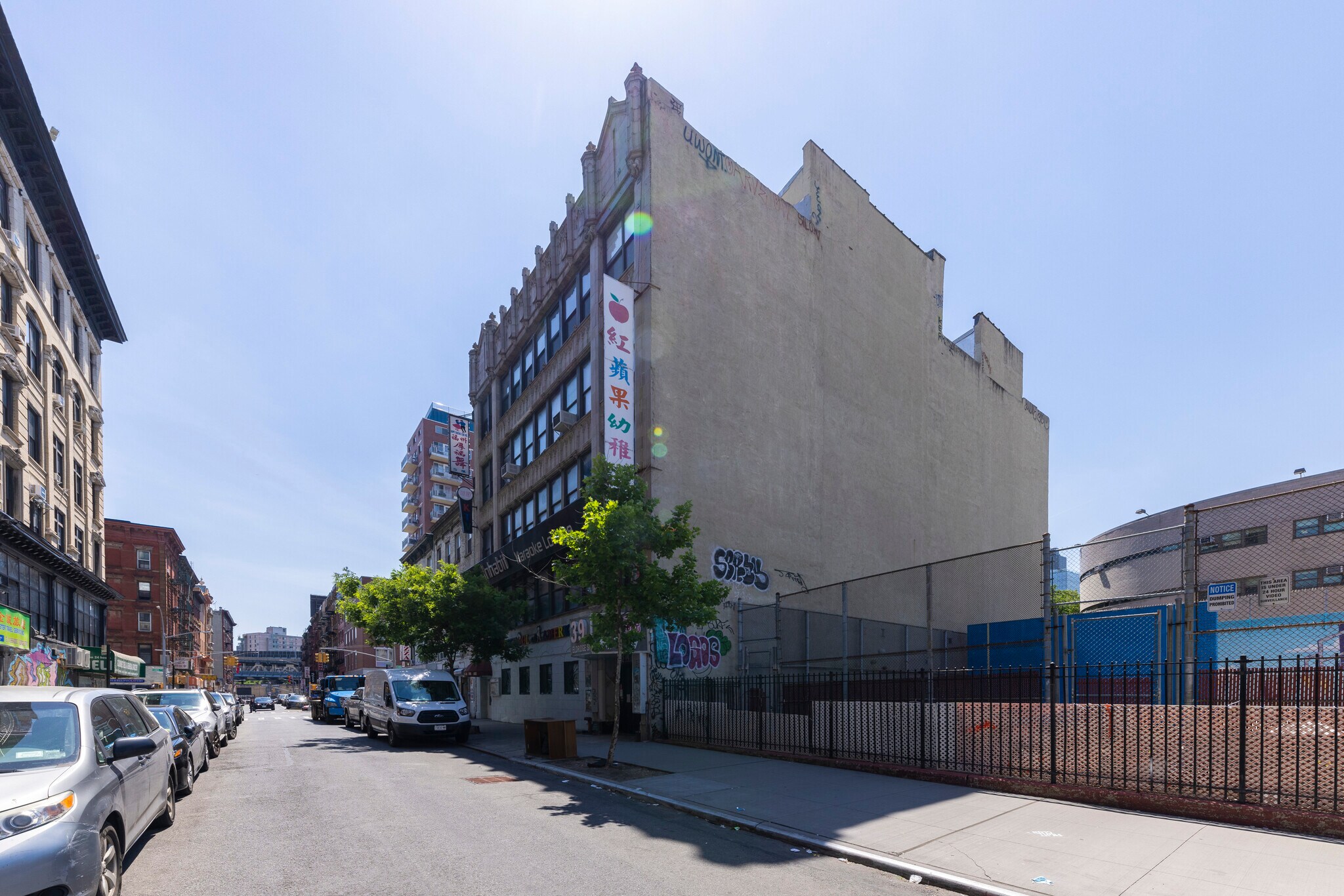 39 Eldridge St, New York, NY à vendre Photo du bâtiment- Image 1 de 17