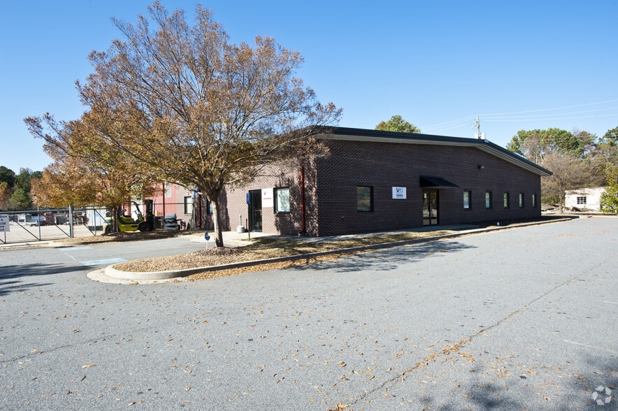 2505 S Main St, Kennesaw, GA for lease - Building Photo - Image 3 of 6