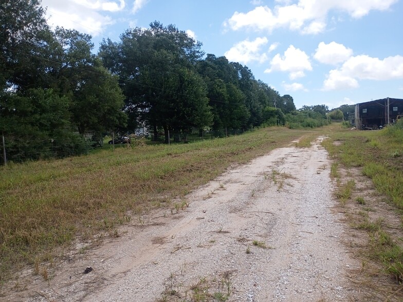 6111 County Road 203, Liverpool, TX for lease - Other - Image 2 of 13