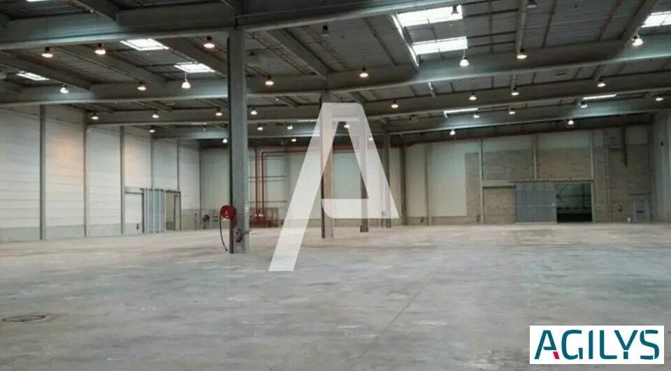 Industriel dans Combs-la-Ville à louer - Photo intérieure - Image 2 de 7