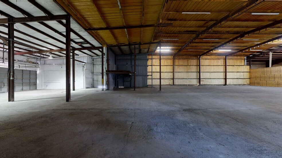 521 Saint Die St, Westwego, LA for sale - Matterport 3D Scan - Image 3 of 18