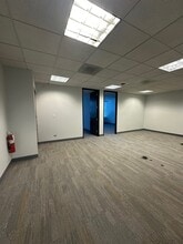 5750 Old Orchard Rd, Skokie, IL for lease Interior Photo- Image 1 of 6