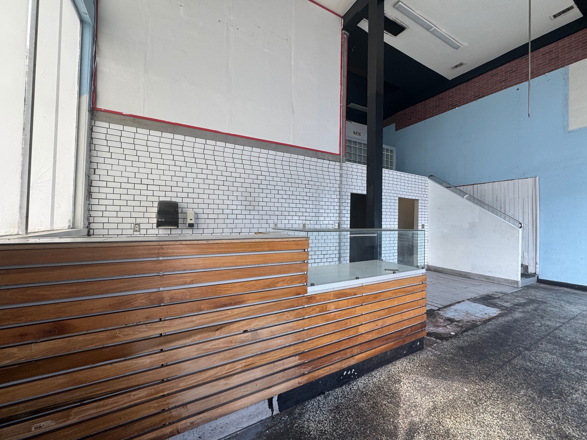 1429-1445 N Highland Ave, Los Angeles, CA for lease Interior Photo- Image 1 of 2