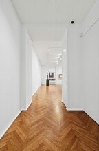 1018 Madison Ave, New York, NY for lease Interior Photo- Image 2 of 10