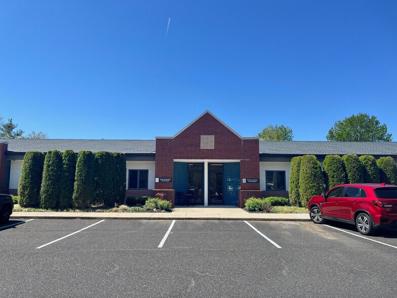 1016 Laurel Oak Rd, Voorhees, NJ à louer - Photo du bâtiment - Image 3 de 8