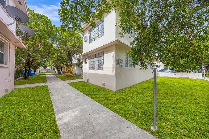 931 SW 3rd St, Miami, FL for sale - Building Photo - Image 3 of 87