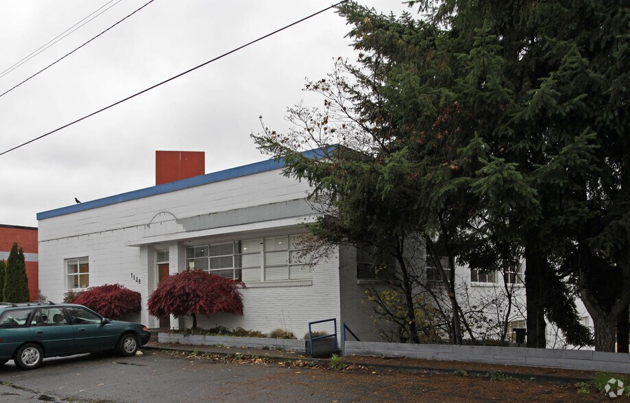 1128 Poplar Pl S, Seattle, WA à louer - Photo principale - Image 1 de 9