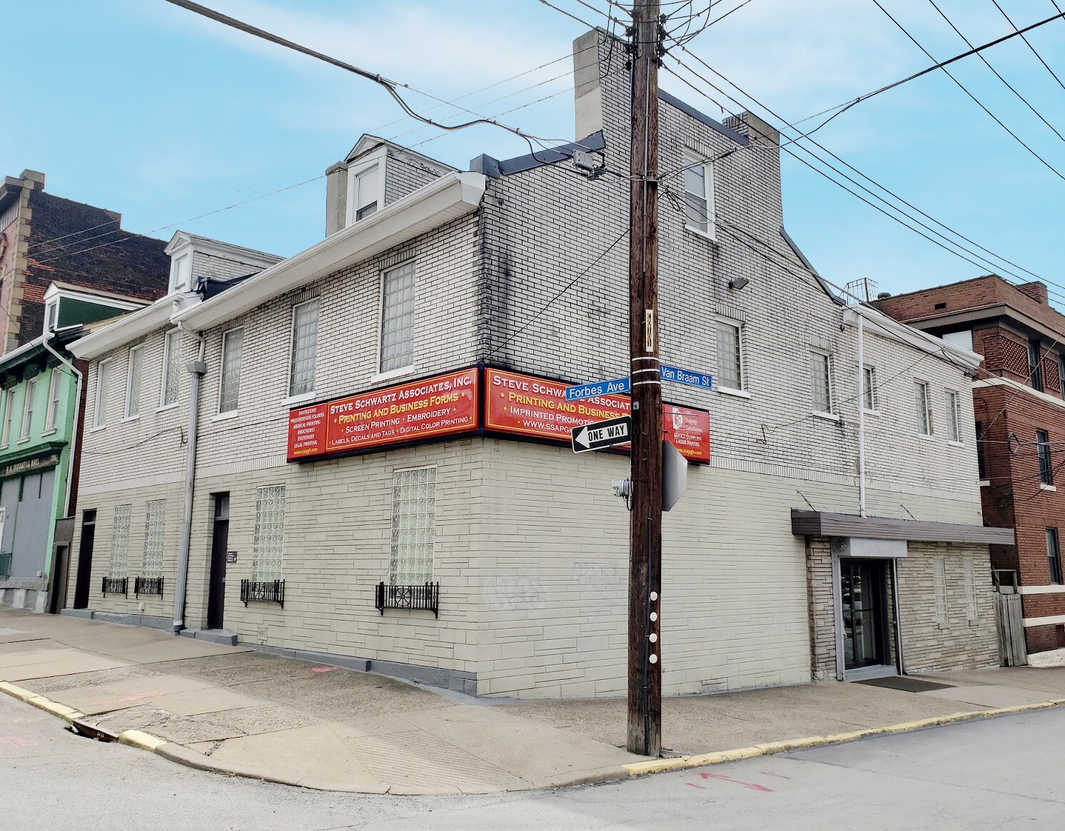 1700 Forbes Ave, Pittsburgh, PA for sale Primary Photo- Image 1 of 5