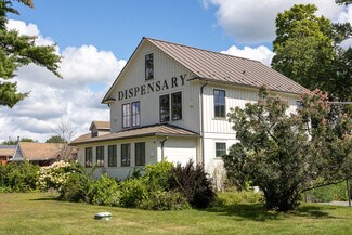 Plus de détails pour 783 S Main St, Great Barrington, MA - Commerce de détail à vendre