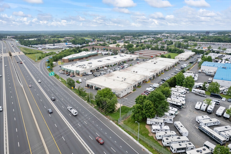 7210-7242 Nathan Ct, Manassas, VA for sale - Building Photo - Image 3 of 8