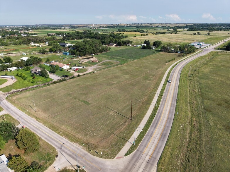 2311 W Walker Rd, North Platte, NE for sale - Primary Photo - Image 1 of 15