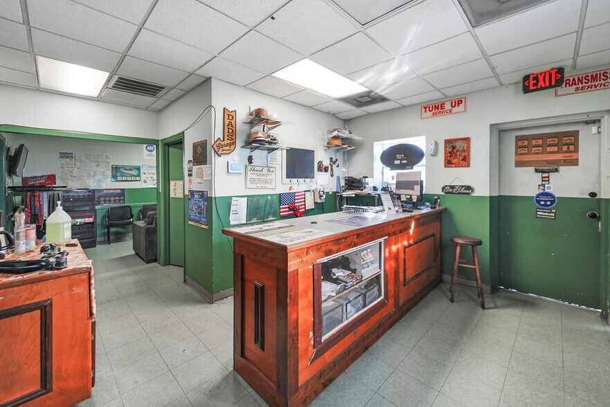 502 Washington St, South Houston, TX à vendre - Hall d’entrée - Image 3 de 35