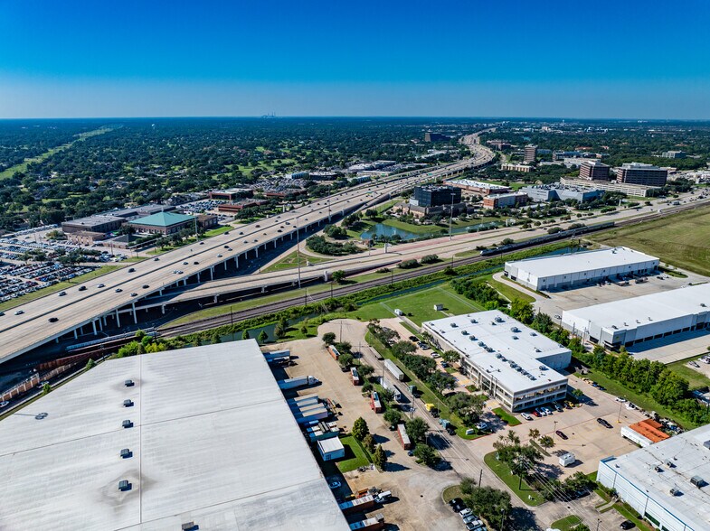 13000 Executive Dr, Sugar Land, TX à louer - Aérien - Image 2 de 5