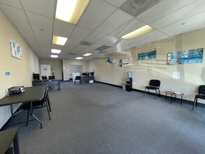 3338 N Texas St, Fairfield, CA for lease Interior Photo- Image 2 of 5