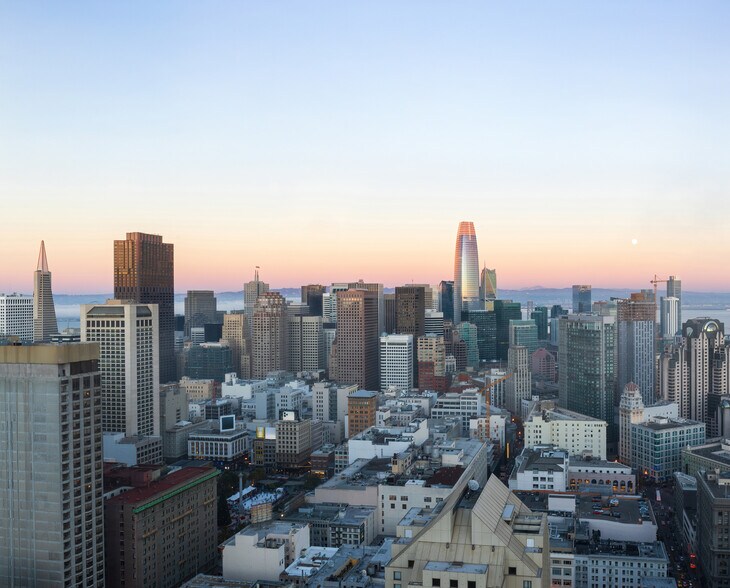 One Montgomery St, San Francisco, CA à louer - Photo du bâtiment - Image 2 de 2