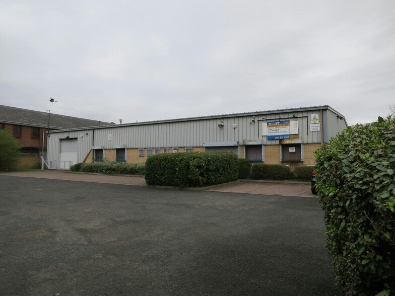 14 Kansas Ave, Salford for lease - Building Photo - Image 3 of 4