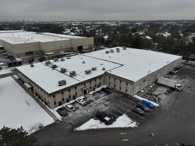 40 Brunswick Ave, Edison, NJ à louer - Matterport Community - Image 2 de 31