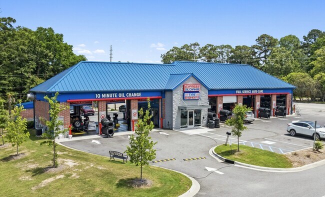 Plus de détails pour 1216 E Derenne Ave, Savannah, GA - Commerce de détail à vendre