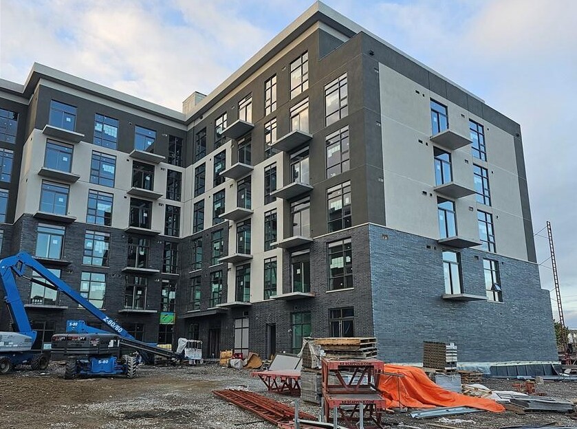 10 Mallard Trl, Hamilton, ON à vendre Photo du bâtiment- Image 1 de 1