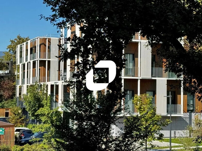 22 Chemin Du Vieux Chêne, Meylan for lease - Building Photo - Image 1 of 6