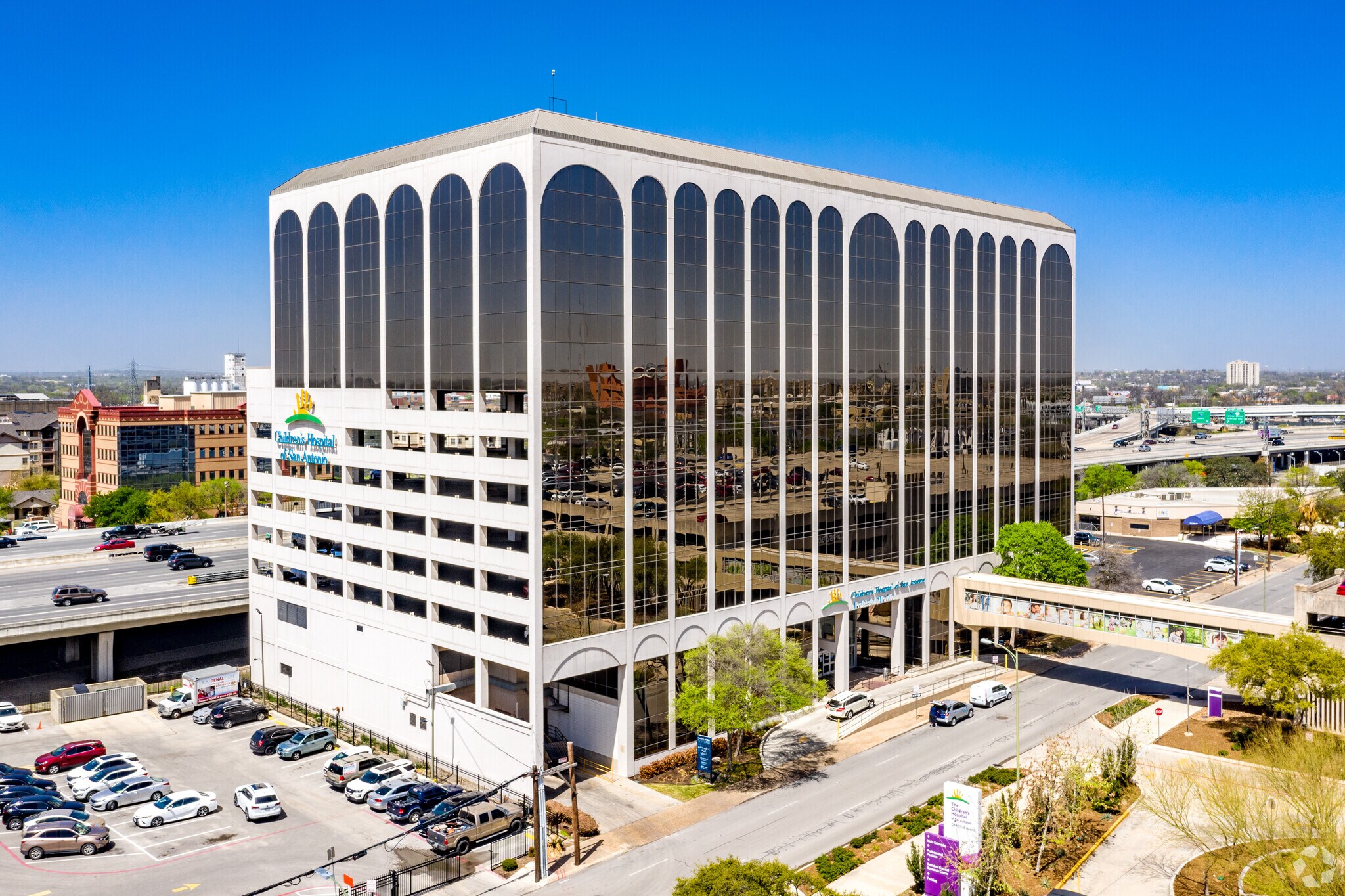 315 N San Saba, San Antonio, TX à louer Photo du bâtiment- Image 1 de 4