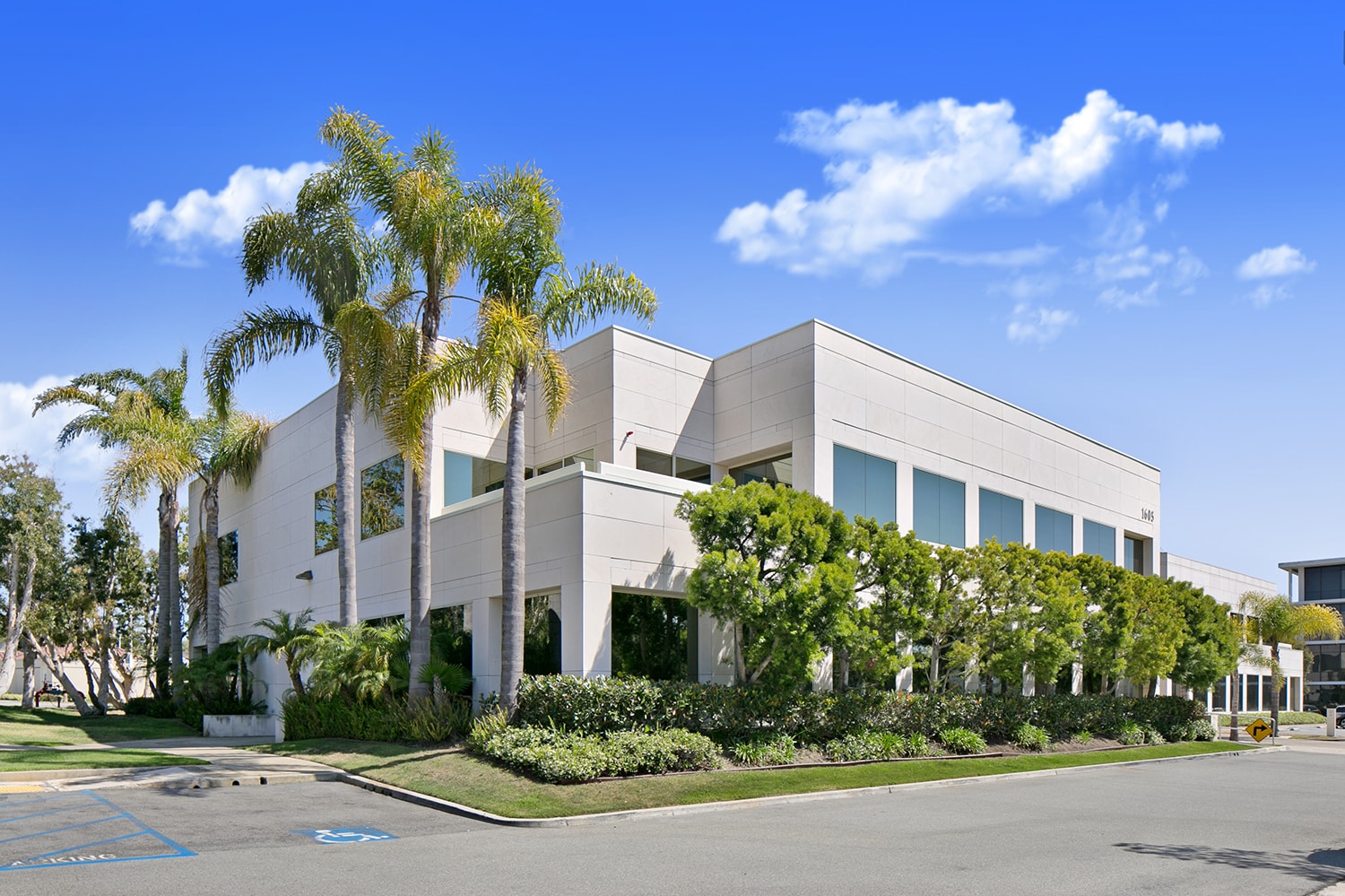 1605 Avocado Ave, Newport Beach, CA for sale Building Photo- Image 1 of 5