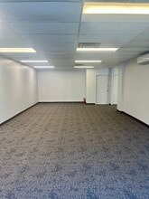 1267 Forest Ave, Staten Island, NY à louer Photo intérieure- Image 2 de 8