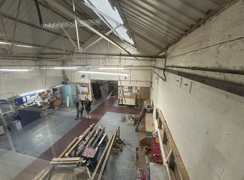 302-303 Third Avenue, Bristol à vendre - Photo intérieure - Image 3 de 11