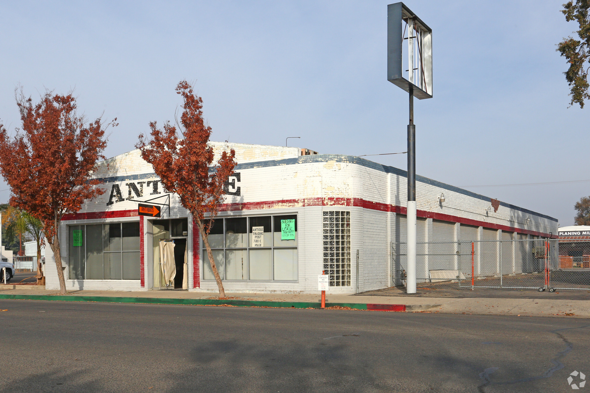 720 E Main St, Visalia, CA for sale Primary Photo- Image 1 of 1