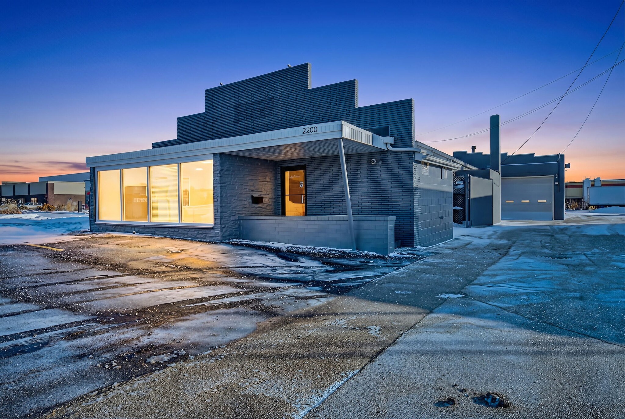 2200 S Miller Pky, Milwaukee, WI à vendre Photo principale- Image 1 de 29