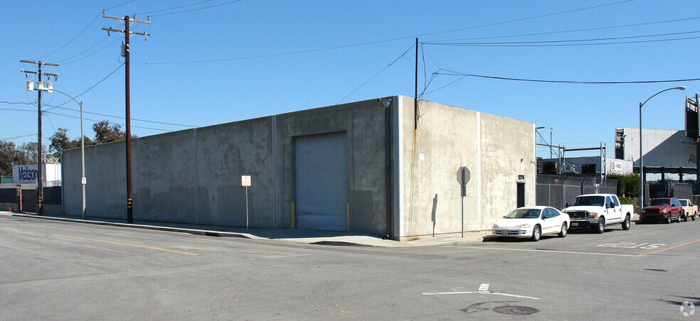 1255-1275 W 17th St, Long Beach, CA à louer - Photo du bâtiment - Image 3 de 4