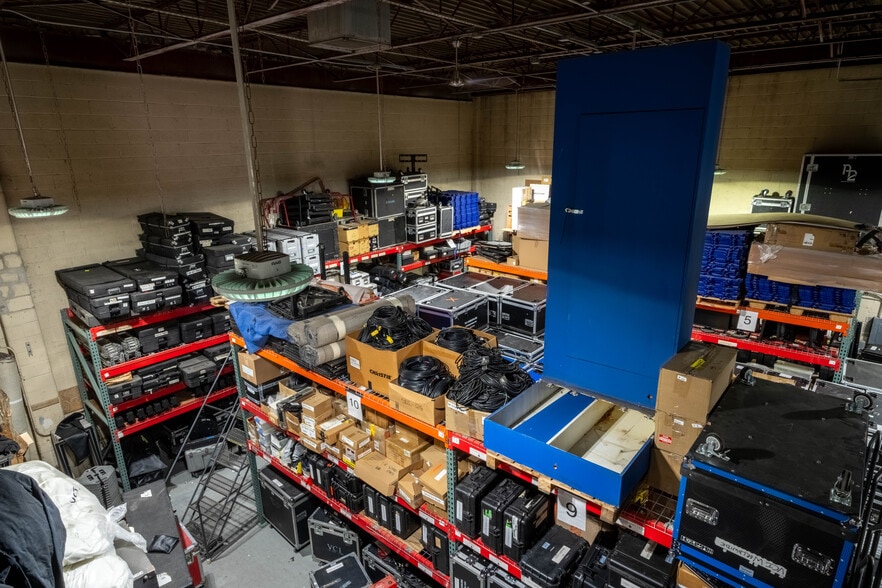 34-39 56th St, Woodside, NY for sale - Interior Photo - Image 2 of 8