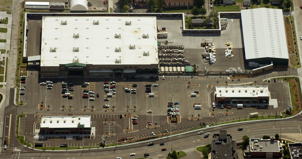 1600 S Hanley Rd, Saint Louis, MO for lease - Primary Photo - Image 2 of 5