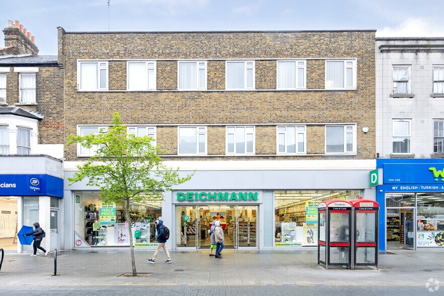 108-112 High St N, Londres à louer - Photo du bâtiment - Image 2 de 4