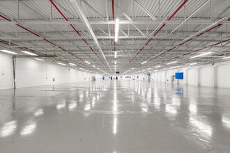 56 Sterling St, Clinton, MA for lease Interior Photo- Image 1 of 2