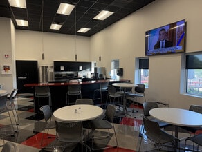 1511 S Batesville Rd, Greer, SC à louer Photo intérieure- Image 2 de 4