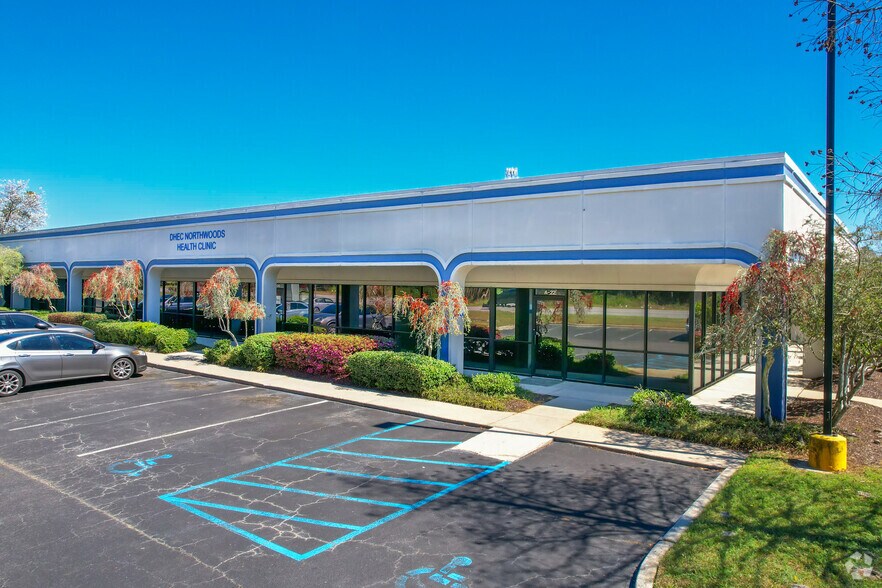 2070 Northbrook Blvd, North Charleston, SC à louer - Photo principale - Image 1 de 29