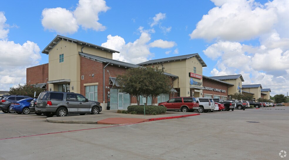 1646 Spring Cypress Rd, Spring, TX for lease - Primary Photo - Image 1 of 3