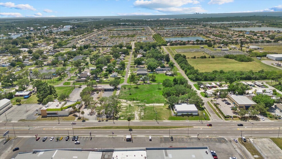 610 N US Highway 41, Ruskin, FL à vendre - Aérien - Image 3 de 10