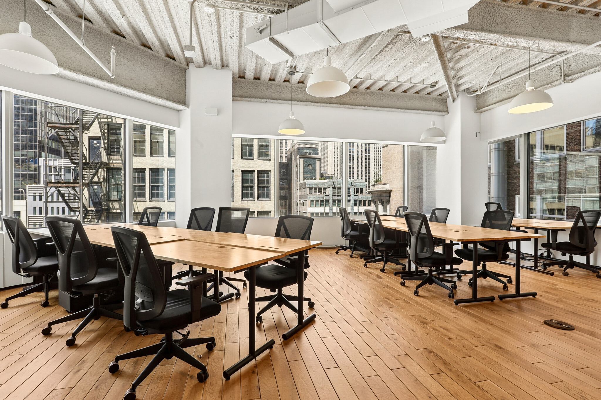 12 E 49th St, New York, NY for lease Interior Photo- Image 1 of 2